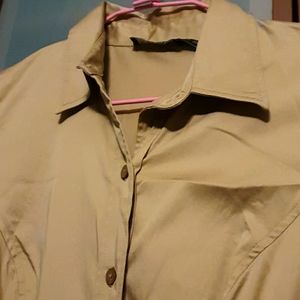 Brand Ralph Lauren's dress